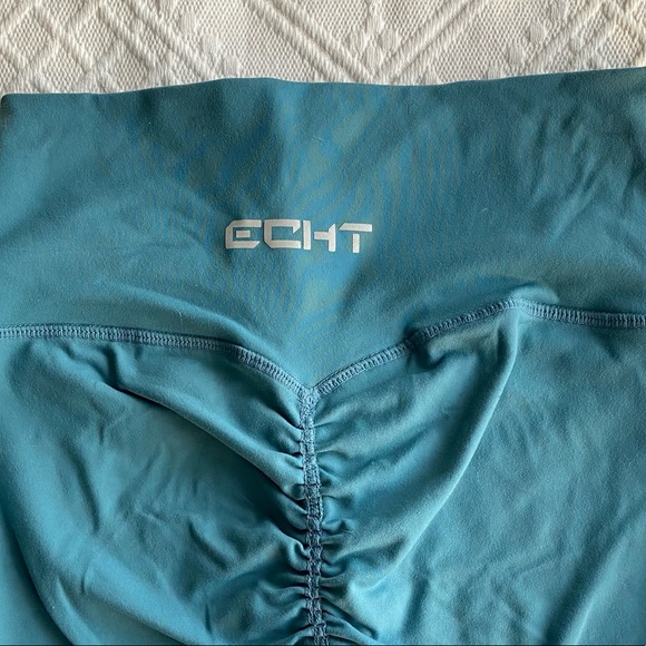 SOLD SHORTS SCRUNCH ECHT colour in last photo - Picture 4 of 4